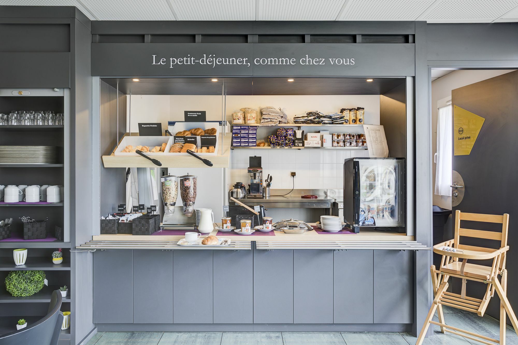 B&B Hotel Beauvais Allonne  Екстериор снимка