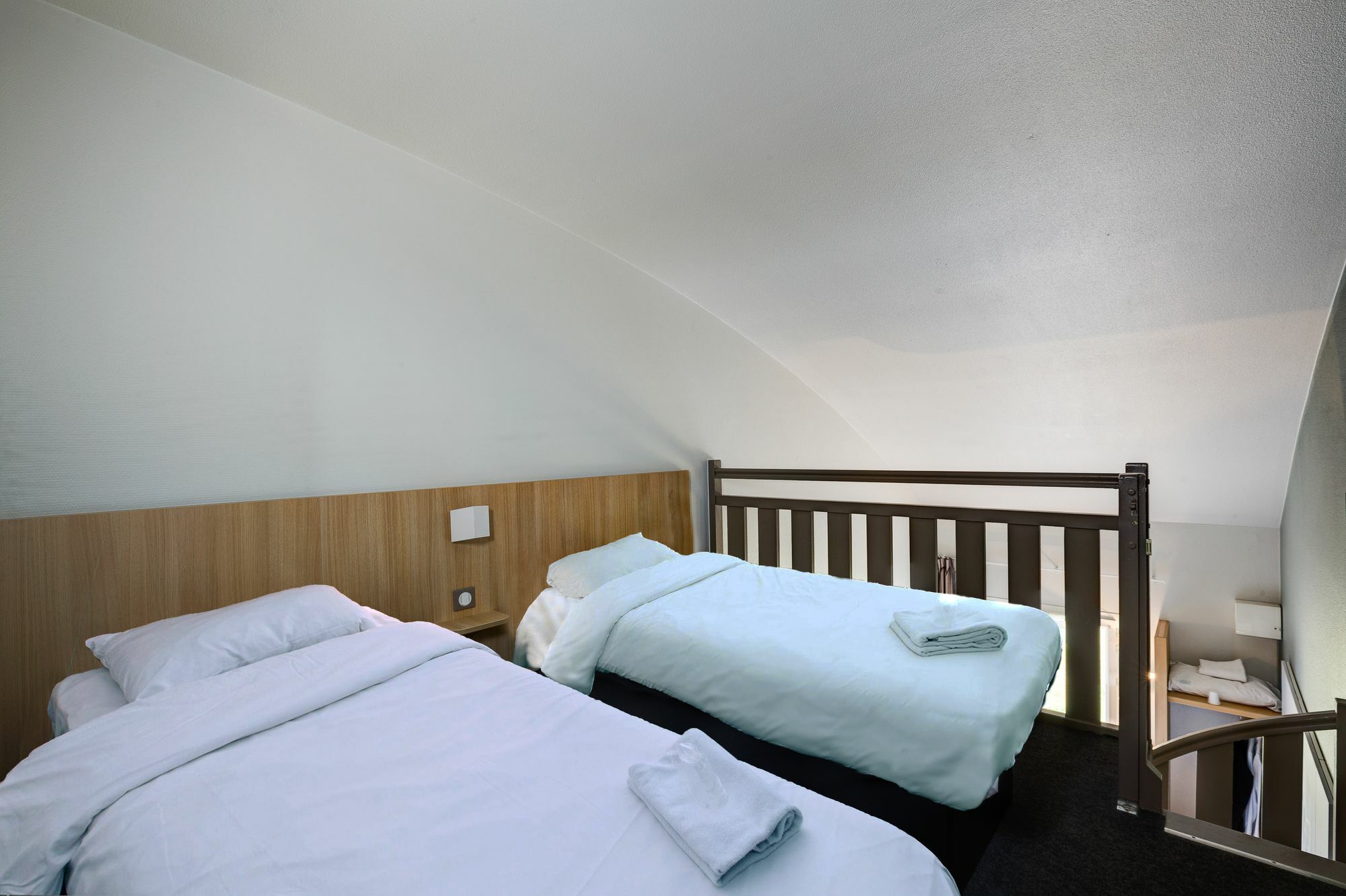 B&B Hotel Beauvais Allonne  Екстериор снимка
